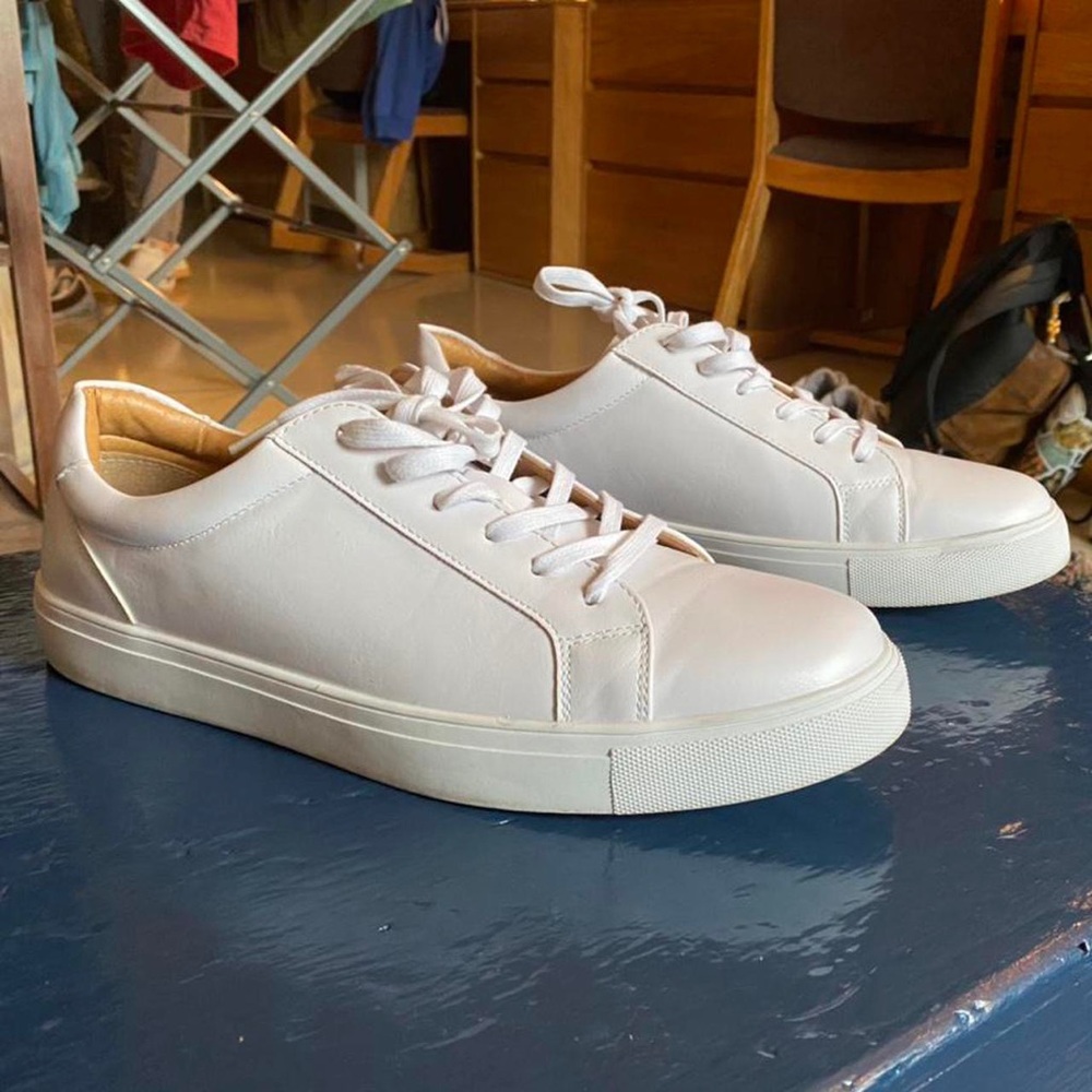 White JXSN Lace-up low top tennis sneaker
